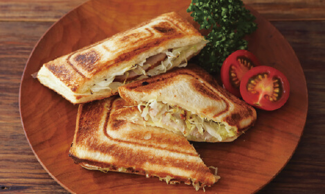 ハムキャベホットサンド