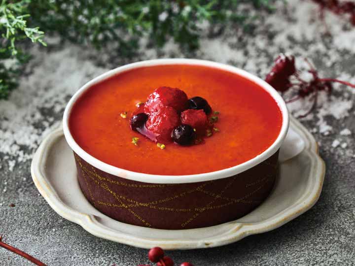 有機苺のなめらかムースケーキ