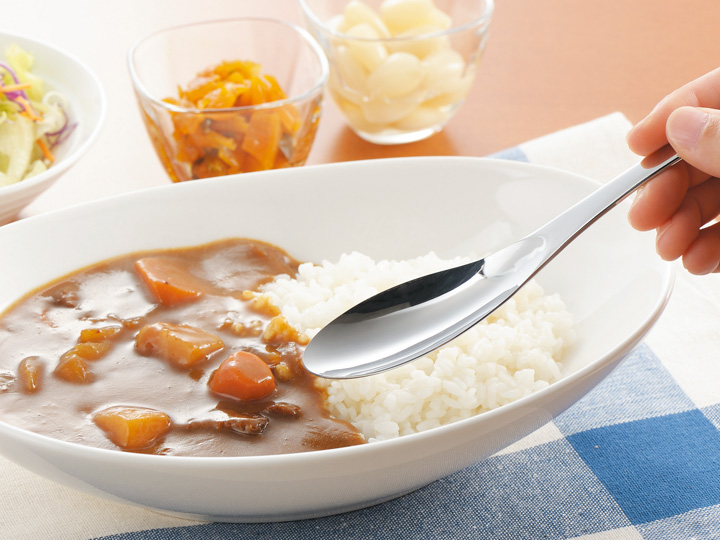 スリムで食べやすいカレースプーン5本組_2