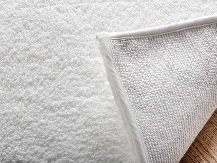 思わず頬ずりしたくなるバスマット　プレミアム　45×60CM　ホワイト_3