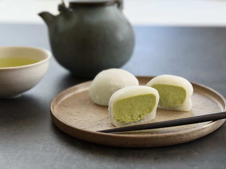 生クリーム大福（ほろにが国産抹茶）