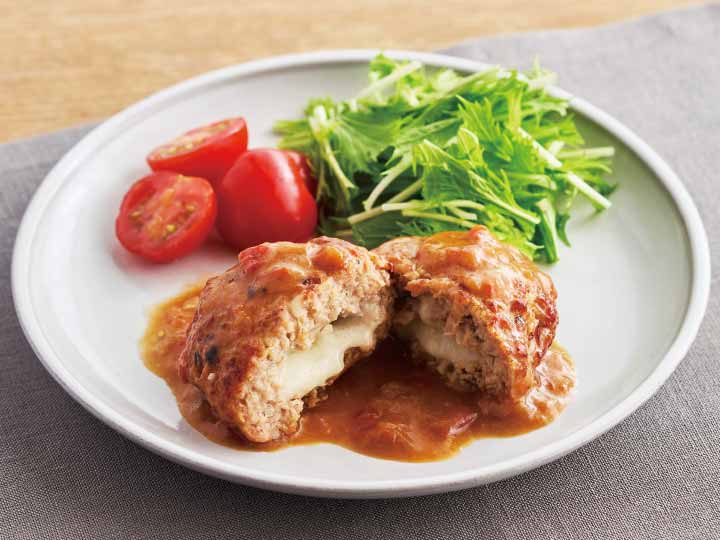 やまと豚のチーズインハンバーグ（デミグラスソース）