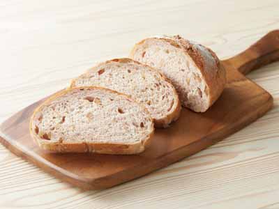 サラの香ばしくるみパン写真