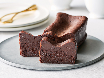 有機チョコを贅沢に使ったガトーショコラ写真