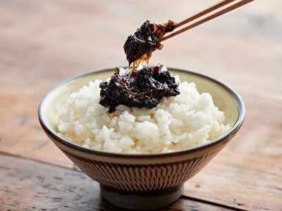 青唐辛子入りピリ辛生のり佃煮写真