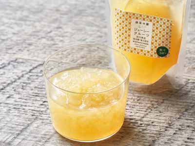 塩入り　無茶々園の飲む柑橘ゼリー　ジューシーフルーツ（河内晩柑）写真