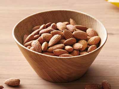 第3世界ショップの徳用アーモンド(食塩不使用)写真