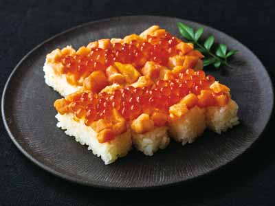 北海道産サクラマスといくらの棒寿司(ノーカット)写真