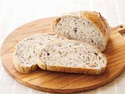 サラの雑穀ブレッド写真