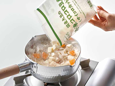 お鍋にポン！国産大豆の冷凍コロコロ豆腐写真