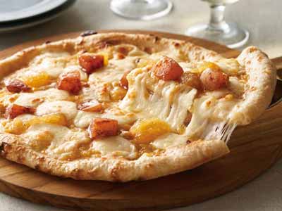 りんごと焼き芋のドルチェピッツァ写真