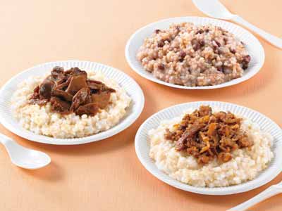 非常食3食セットA(甘辛豚肉・きのこの佃煮/おかゆ2種)写真