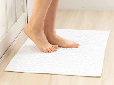 今治タオルバスマット　ホワイト写真