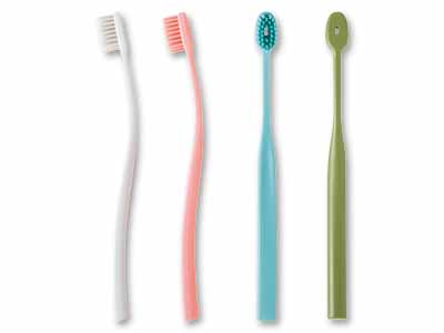 奥歯の裏に届く穴あきハブラシ 4本組写真