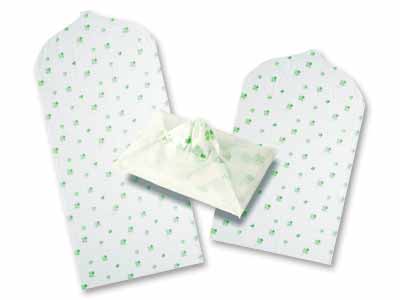 ティッシュ式洋服カバー50枚セット　クローバー柄写真
