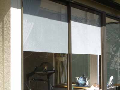 西日をふせぐメッシュ 56×90CM 2枚組写真