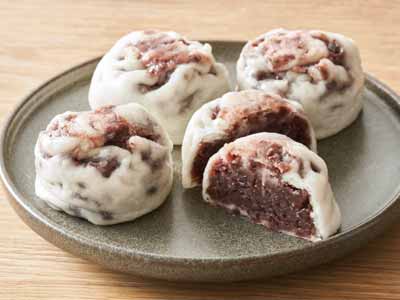 北海道産小豆を味わう 米粉の破れまんじゅう写真