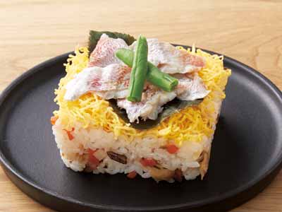 桜葉香る 山口県産れんこだいのミニちらし寿司写真