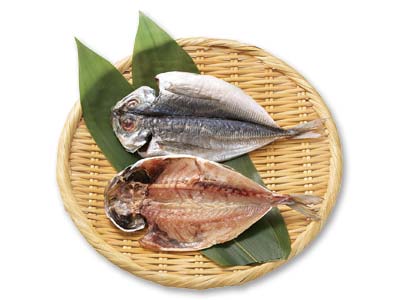 真あじ天日干し 2枚入(島源)写真