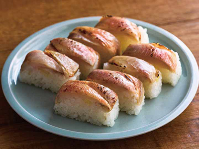 柚子香る炙りカサゴ棒寿司(ノーカット)写真