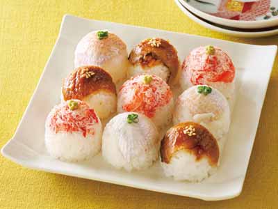 3種の彩り手まり寿司(穴子、小鯛、紅ズワイガニ)写真