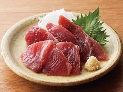 1本釣り国産かつお切落し小分け(刺身用)写真