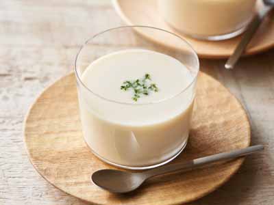 こくがあってなめらか 国産じゃがいものビシソワーズ写真